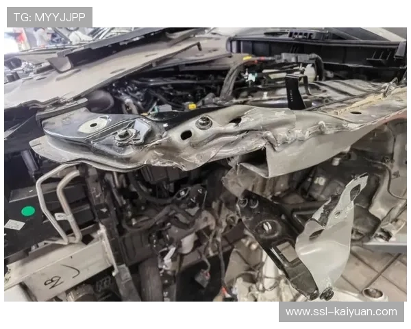 印度尼西亚曼达利卡站正赛因事故引发安全车与红旗 印度尼西亚曼达利卡站正赛因事故引发安全车与红旗