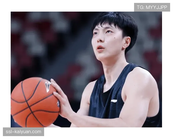 【2026年4月CBA联赛射门效率数据观察·人物·球员专访胡明轩专访：谈休赛期针对接球投篮效率的特训与数据反馈